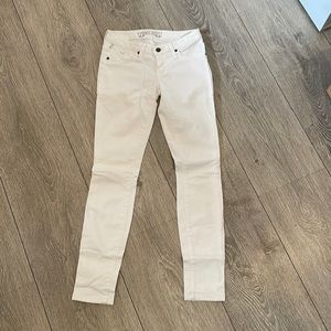 White Skinny Robin’s Jeans size 25